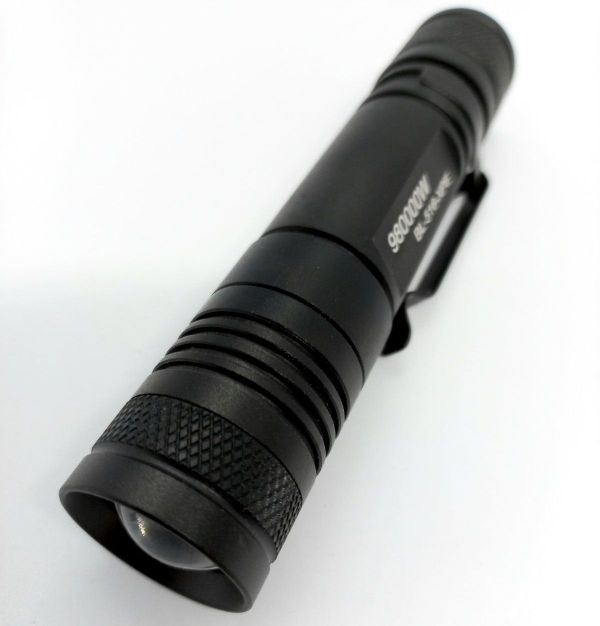 Ручний ліхтарик Police 516-XPE (18650)