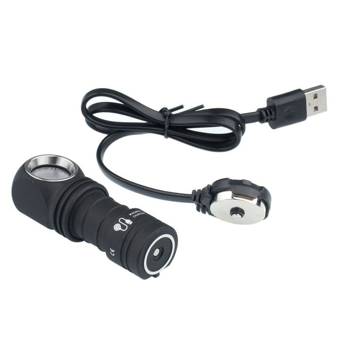 Портативний світлодіодний ліхтарик Armytek Wizard C1 Pro 1000Lm 6000K